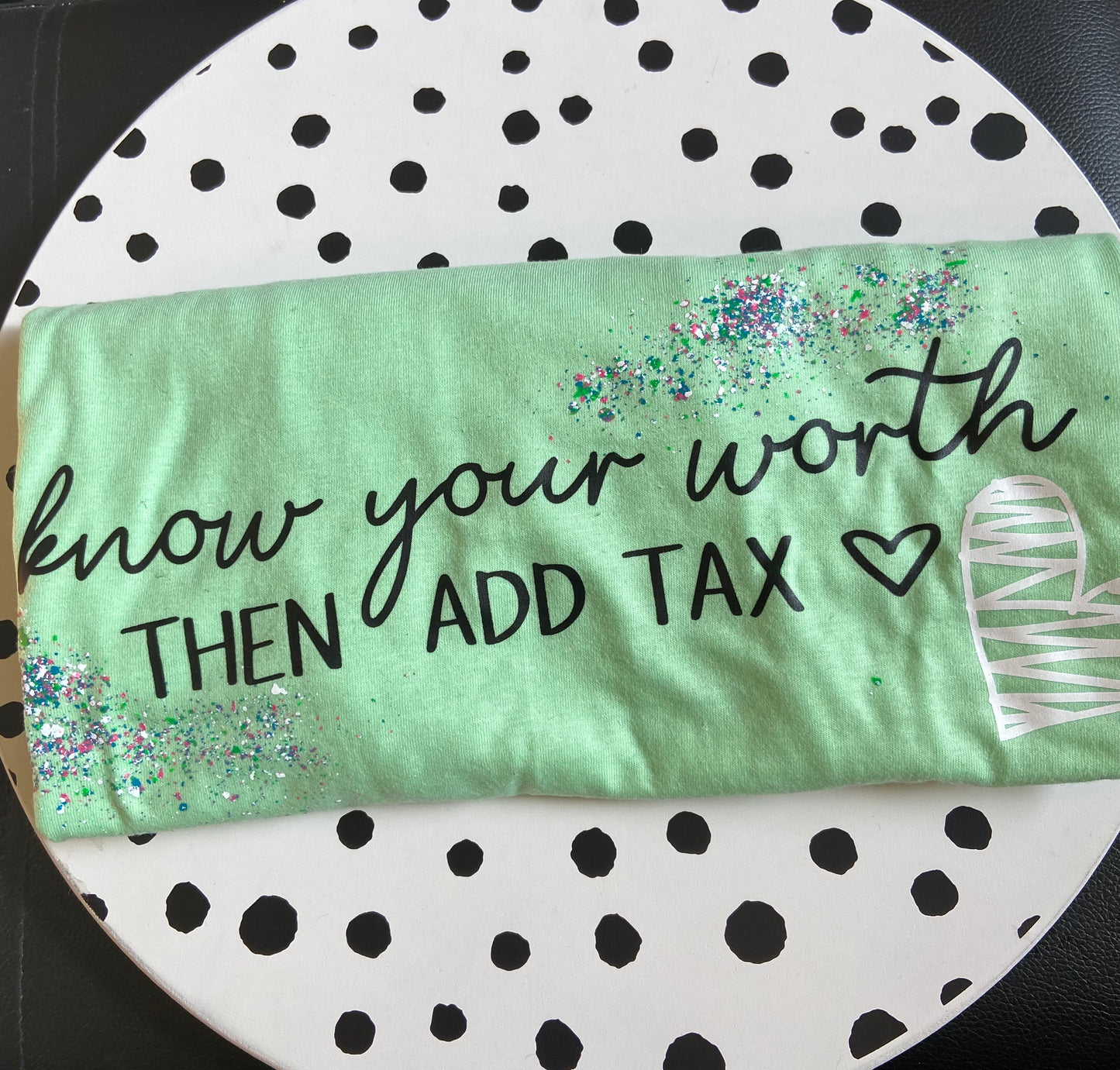 Know Your Worth Short Sleeve T-Shirt